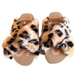 TOMS Faux Fur Leopard Slides Women’s Size 7 Slip-On Cozy Fuzzy Sandals